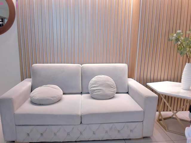 VeronicaBlue's BongaCams show and profile