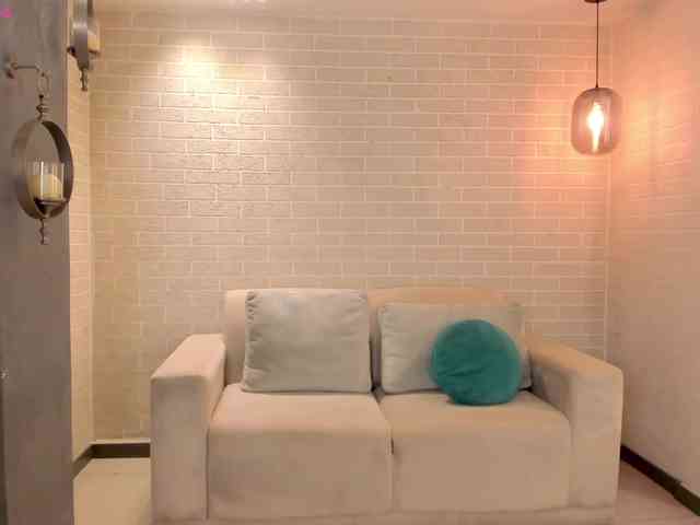 VeronicaBlue webcam