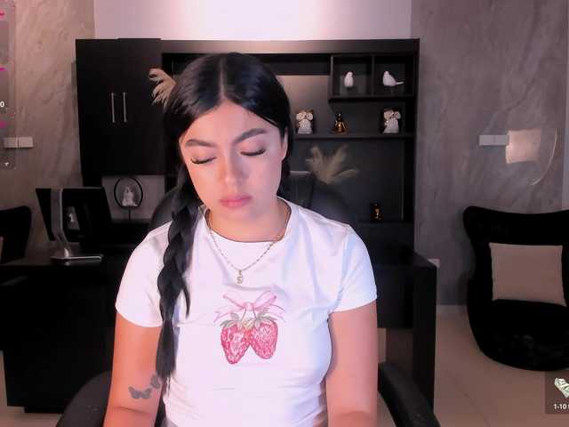 NataliaGaret's BongaCams show and profile