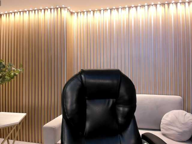 NataliaGaret's BongaCams show and profile