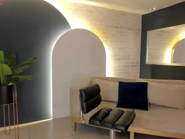 NataliaGaret's BongaCams show and profile