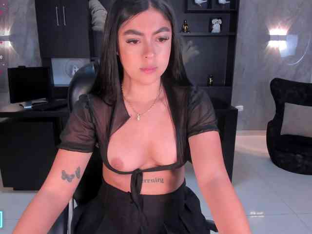 NataliaGaret Live Webcam on BongaCams