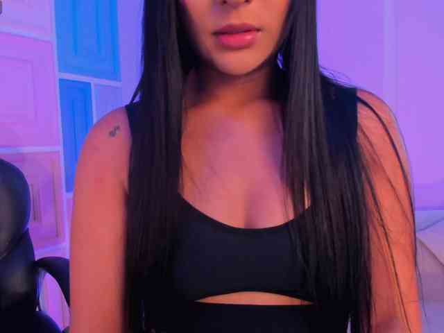 AyshelBrown Live Webcam on BongaCams