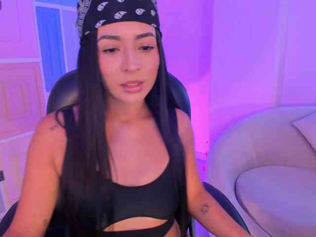 AyshelBrown bongacams