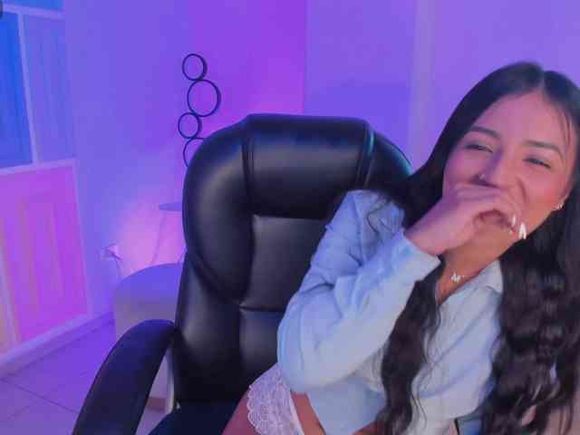 AyshelBrown webcam