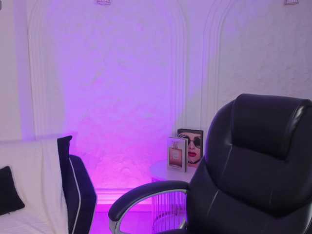 MaddisonTaylor's BongaCams show and profile