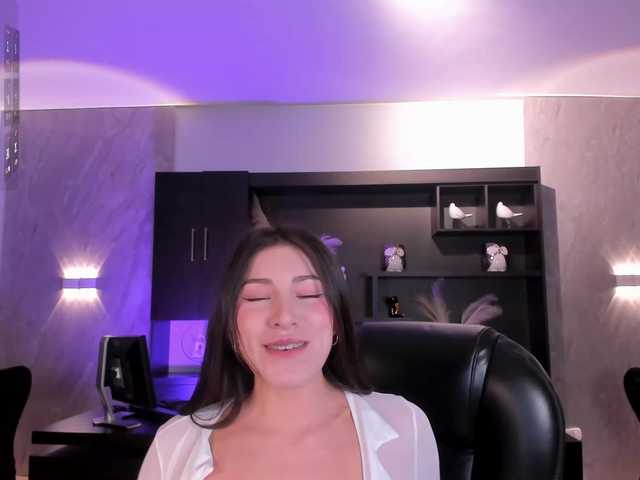 MaddisonTaylor's BongaCams show and profile