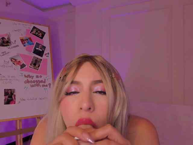 MaddisonTaylor webcam