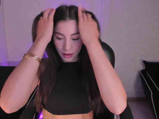 MaddisonTaylor webcam