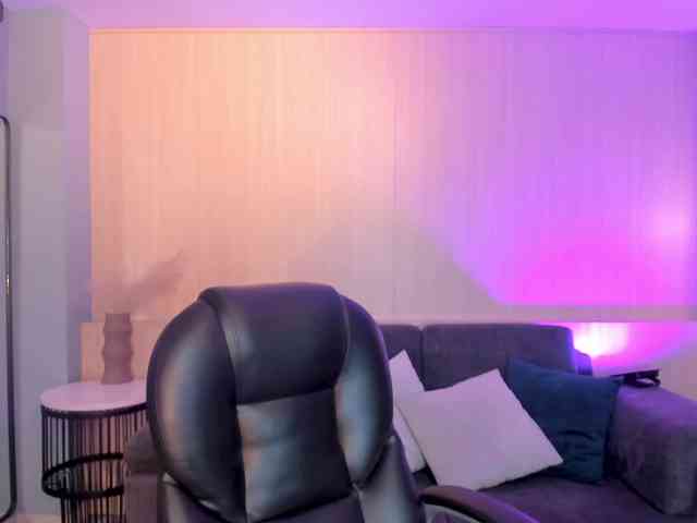 MaddisonTaylor webcam