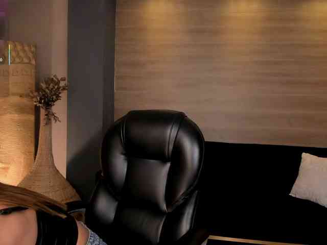 MaddisonTaylor webcam