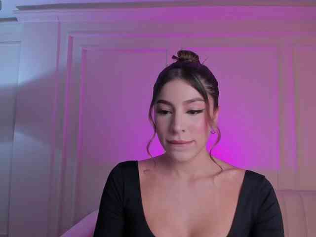 MaddisonTaylor webcam