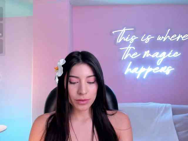 MaddisonTaylor webcam