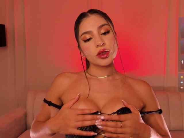 MaddisonTaylor webcam