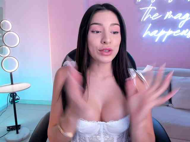 MaddisonTaylor webcam