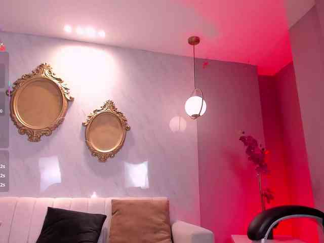 MaddisonTaylor webcam