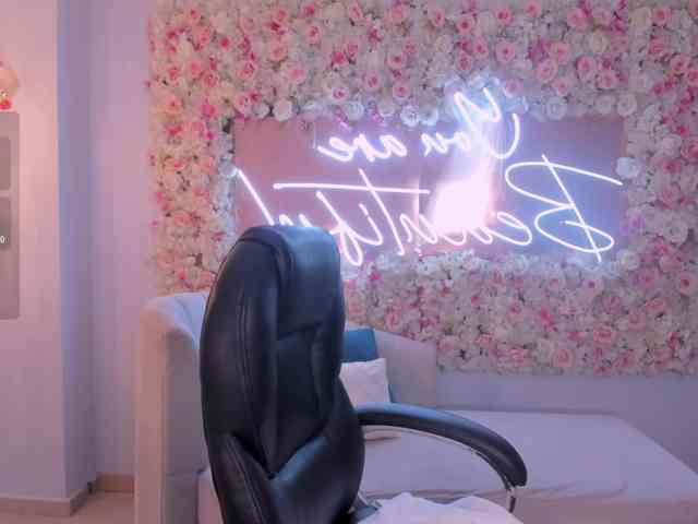 MaddisonTaylor webcam