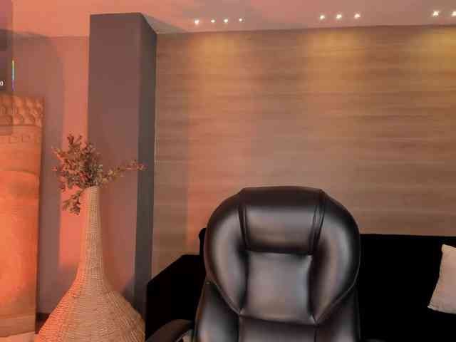 MaddisonTaylor webcam