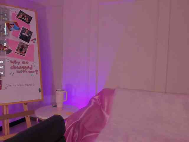 MaddisonTaylor webcam