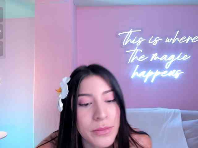 MaddisonTaylor webcam