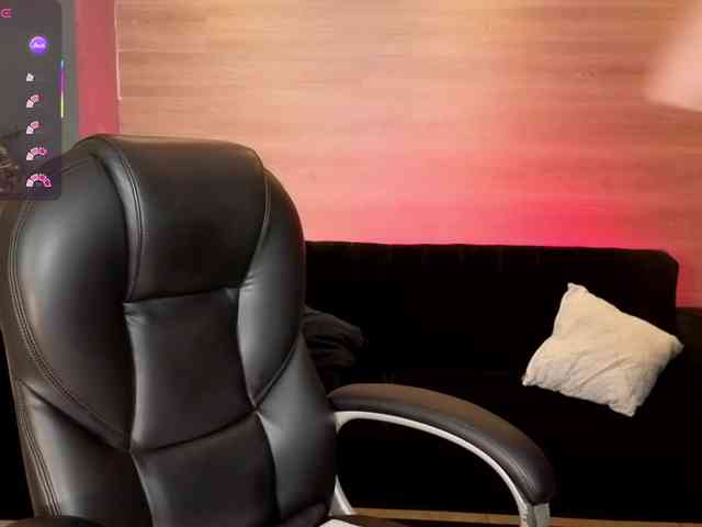 MaddisonTaylor webcam