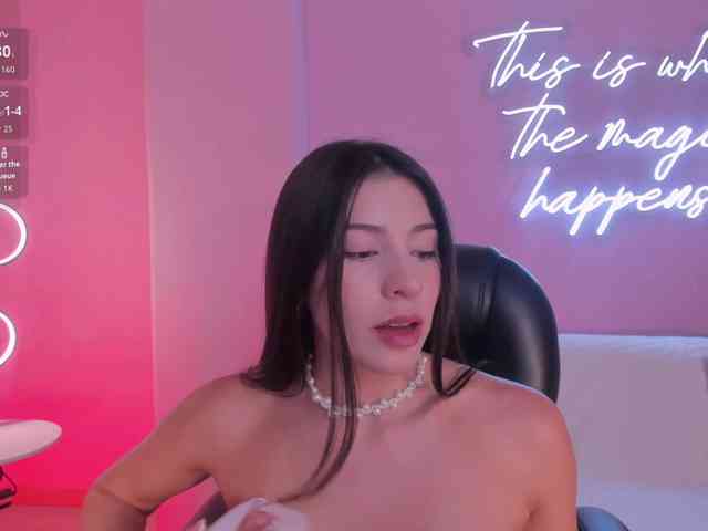 MaddisonTaylor webcam