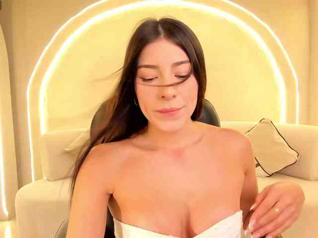 MaddisonTaylor webcam