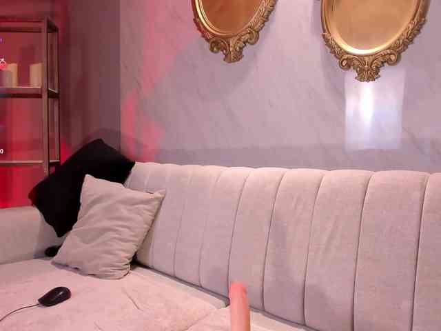 MaddisonTaylor webcam