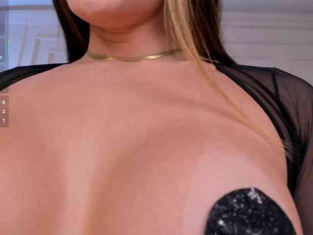 MaddisonTaylor webcam