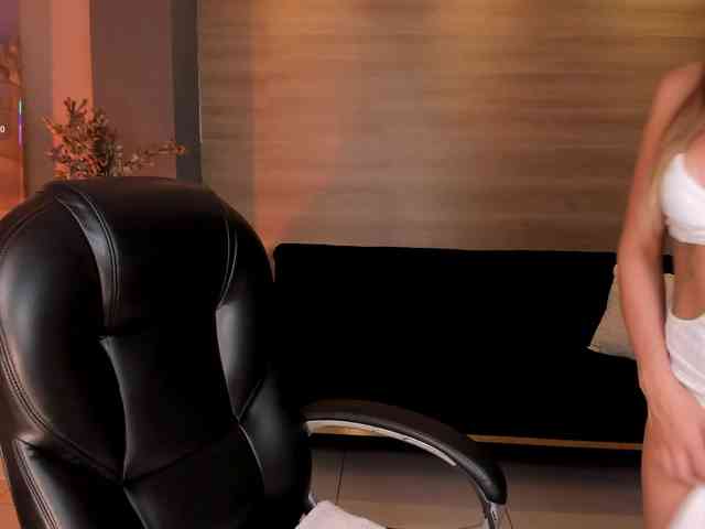 MaddisonTaylor webcam