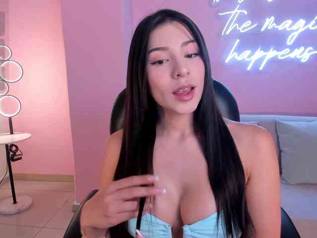 MaddisonTaylor webcam