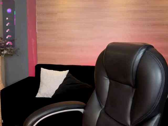 MaddisonTaylor webcam