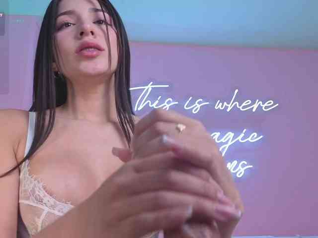 MaddisonTaylor webcam