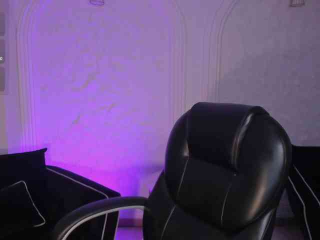 MaddisonTaylor webcam