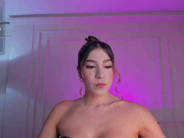 MaddisonTaylor webcam