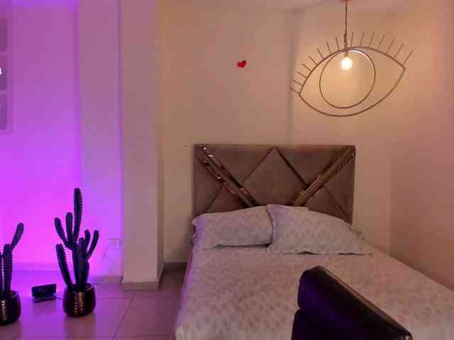 MaddisonTaylor webcam