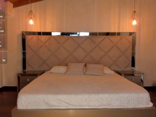 MilaColeman Porn Show