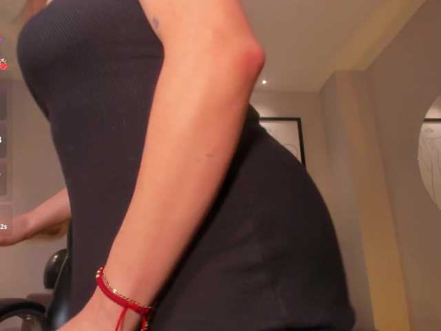 LizzCooper's BongaCams show and profile