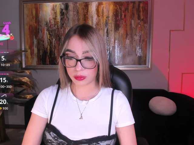 LizzCooper's BongaCams show and profile