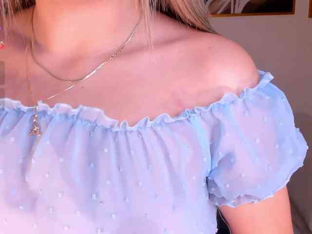 LizzCooper webcam