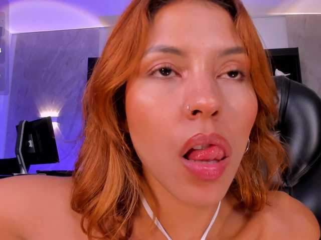 AmberColors's BongaCams show and profile