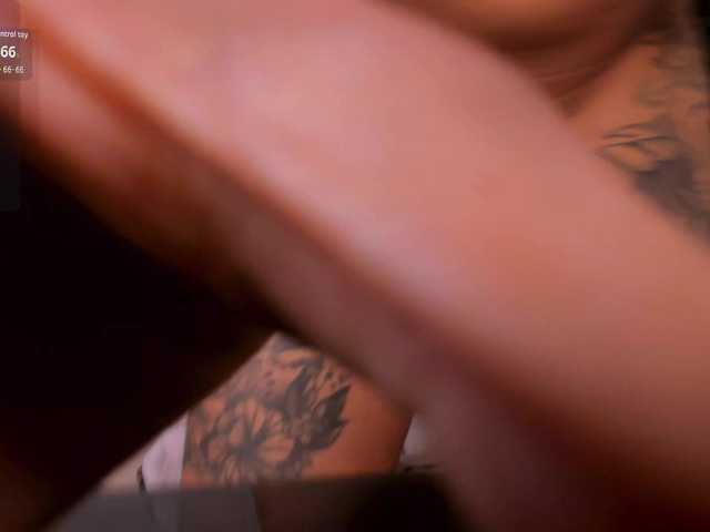 AmberColors's BongaCams show and profile