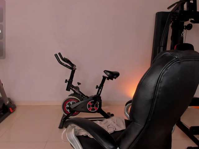 AmberColors's BongaCams show and profile