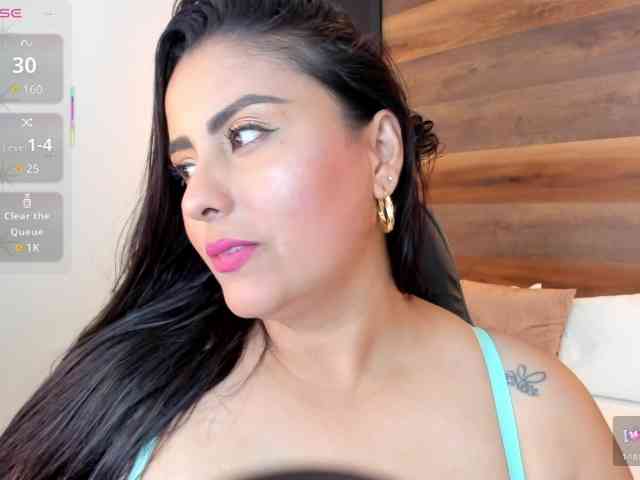 sol-valeria's webcam live show