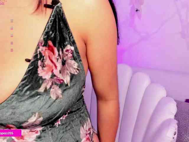 Emylopez webcam
