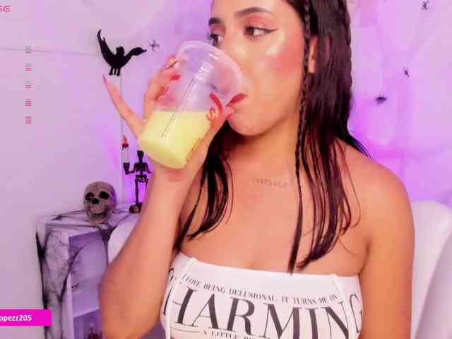 Emylopez webcam