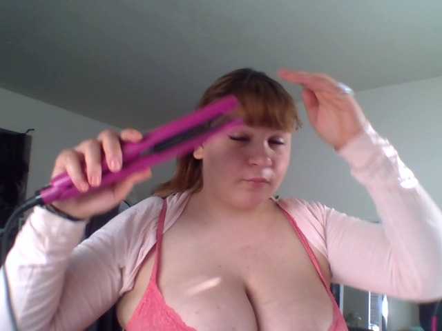 bustyprincessleila — hey every onei am new