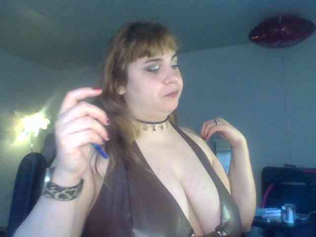 BustyPrincessLeila webcam