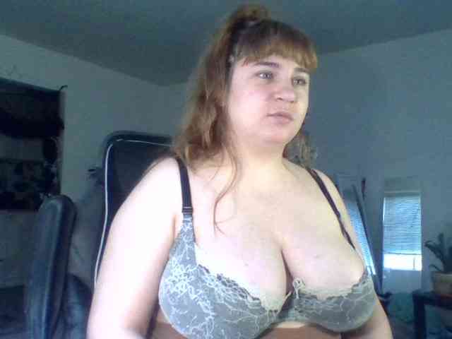 BustyPrincessLeila webcam