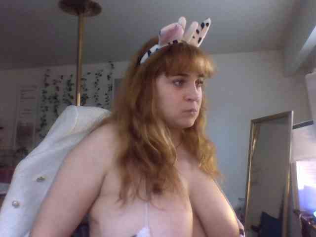 BustyPrincessLeila webcam